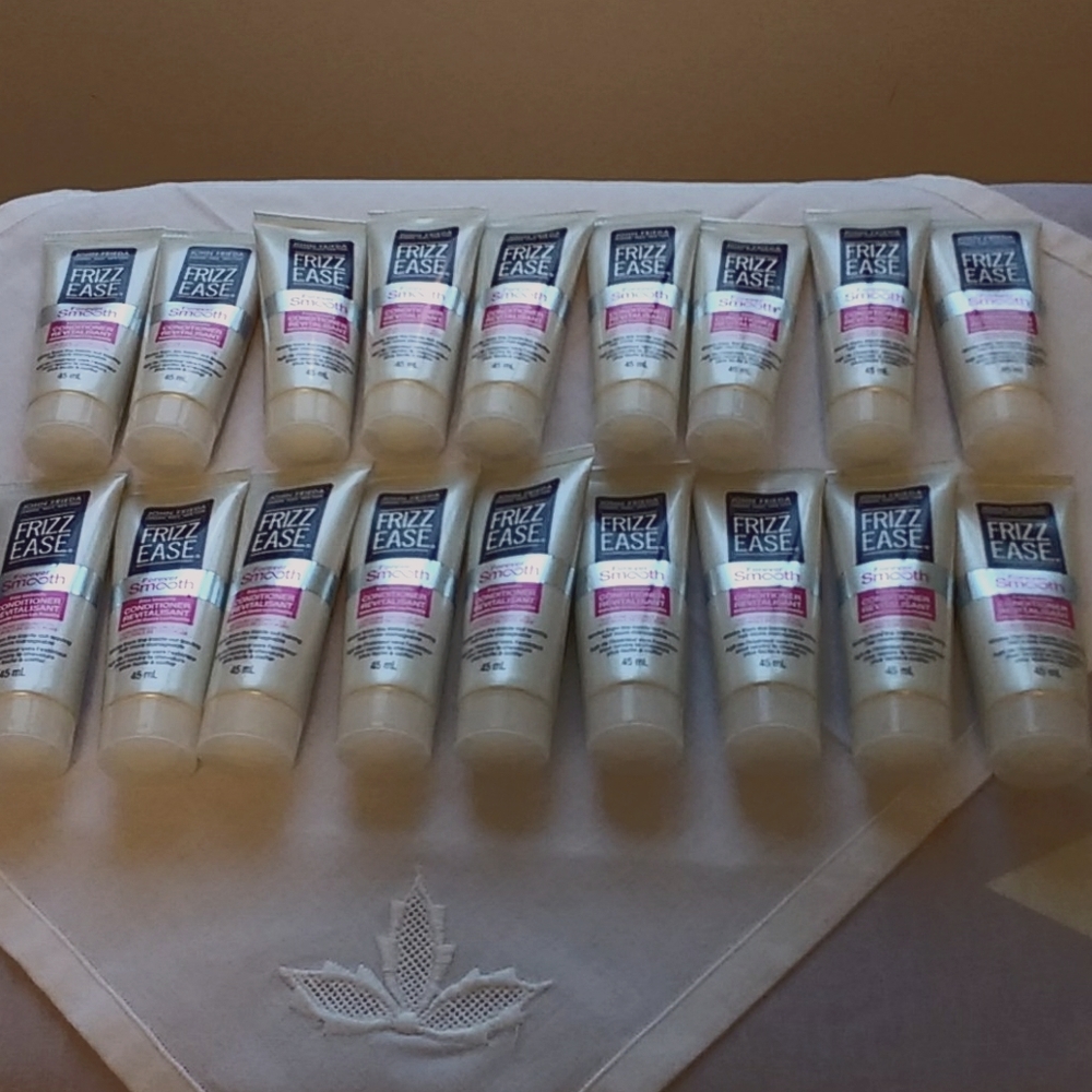 John Frieda Frizz Ease Forever Smooth conditioners